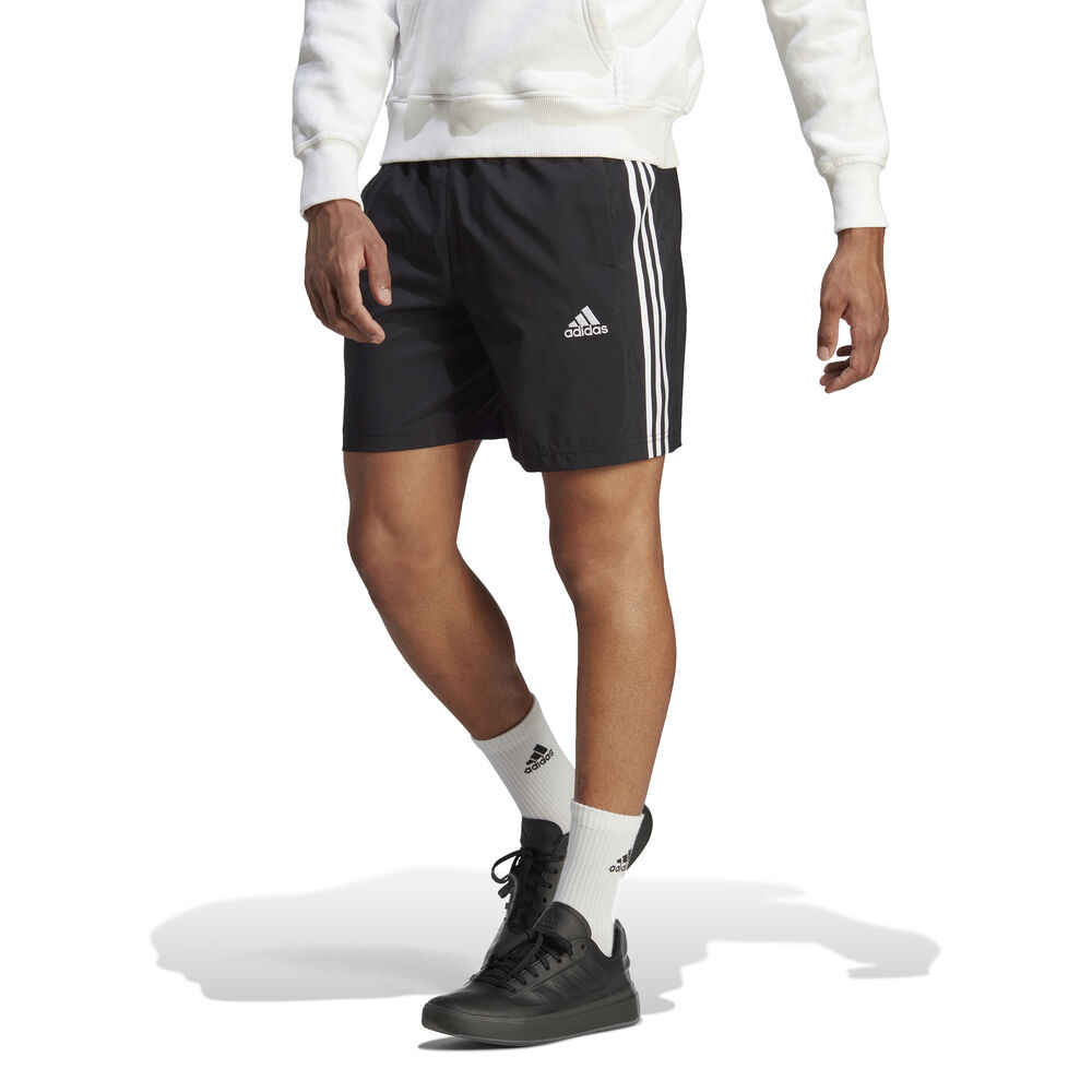 adidas Essentials AEROREADY Chelsea 3-Stripes Shorts Herren in schwarz, Größe: S